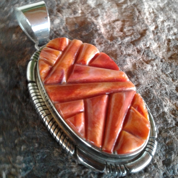 STERLING SILVER, Spiny Oyster inlay PENDANT,  SIGNED - Picture 9 of 14